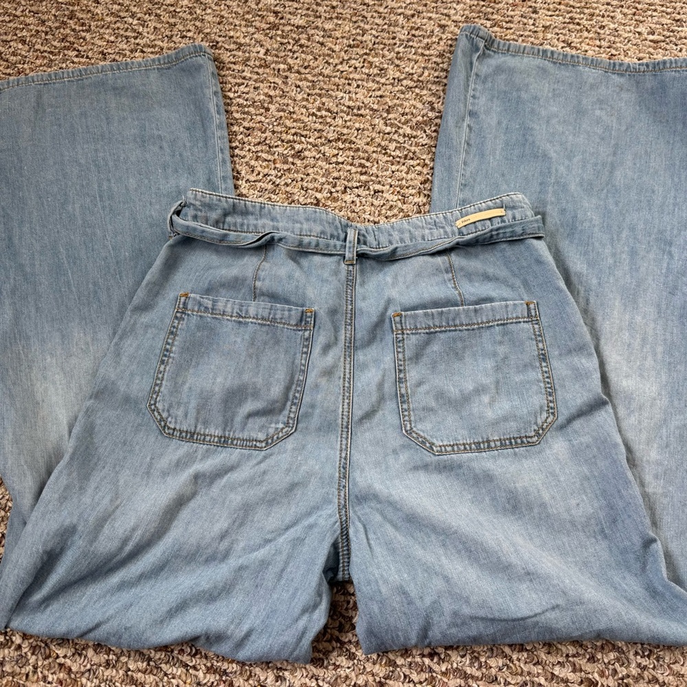 Anthropologie Light Blue Wide-Leg Jeans - Picture 5 of 8